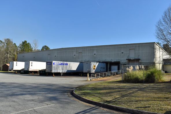 20 Downing Dr, Phenix City, AL 36869